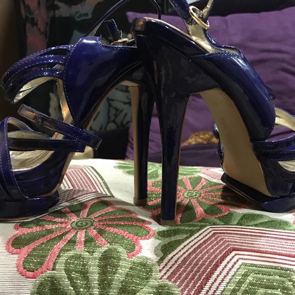 BEBE cobalt blue patent strappy heels 6 - Picture 6 of 6
